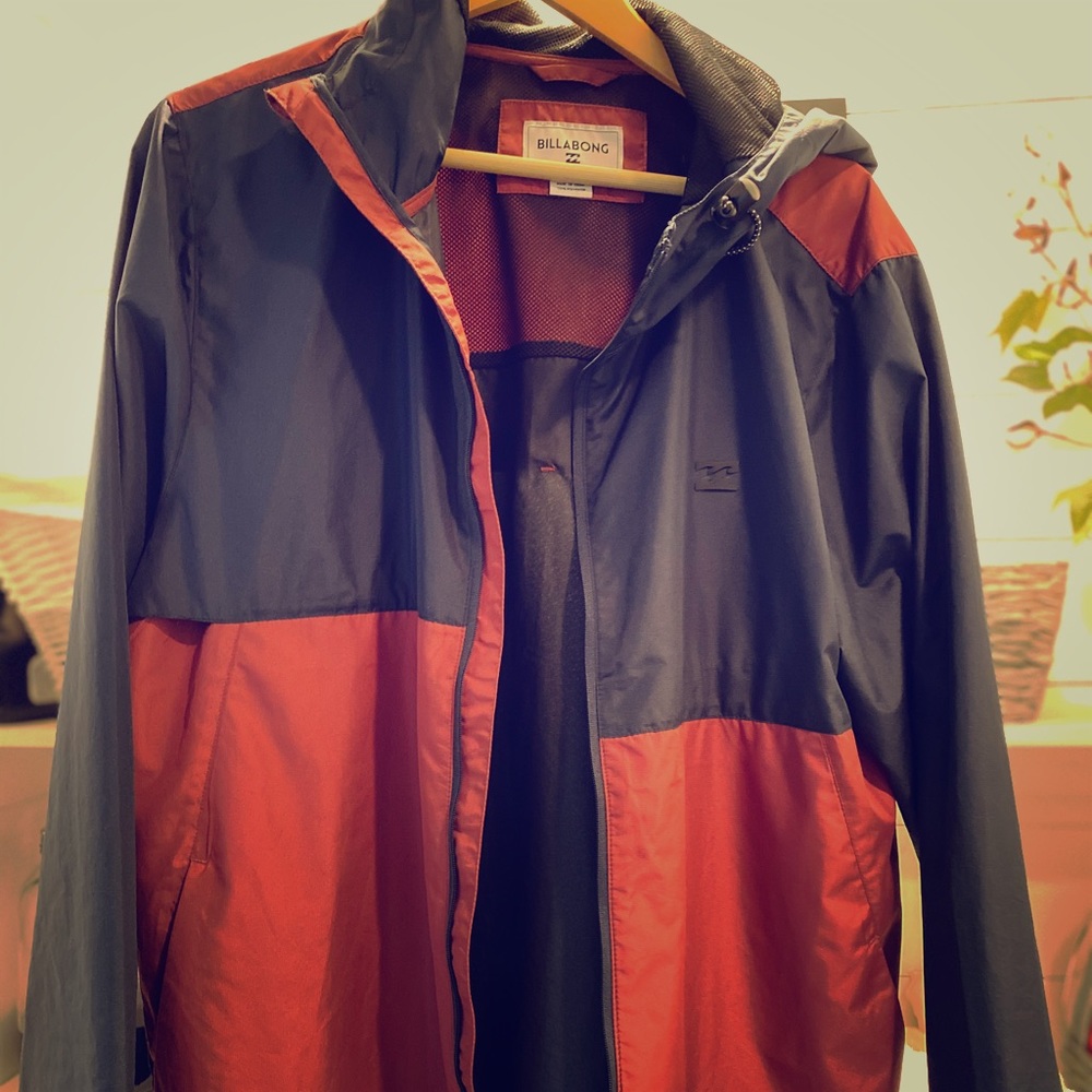 Billabong Navy/Red Windbreaker